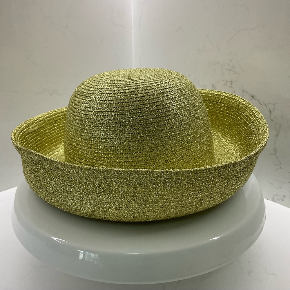 Vintage Georgi Gold Metallic Women’s Hat with Raised Brim